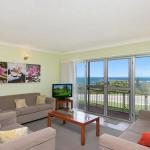 Northshore Unit 3 Overlooking Duranbah Beach & The Tweed River - Brisbane Tourism 1