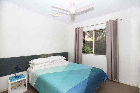 Unit 2 Sea Breeze Villas Coolum Beach - Tourism Brisbane 3
