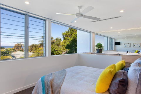 Blueys Beach House 5 Bedroom - Tourism Brisbane 2