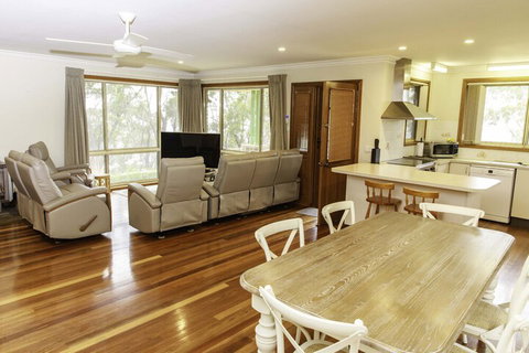 Highland View - Brisbane Tourism 6