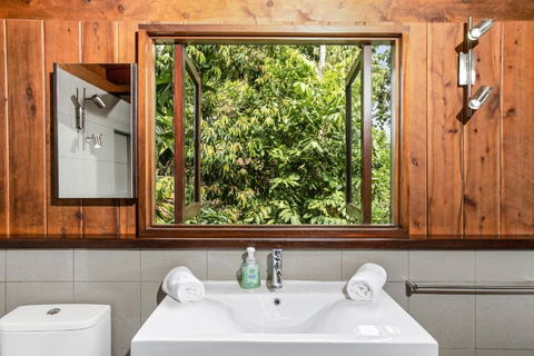Daintree Holiday Homes La Vista - Tourism Brisbane 5