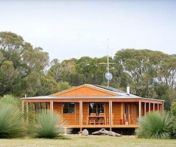 Eleanor River Homestead - Tourism Brisbane 1