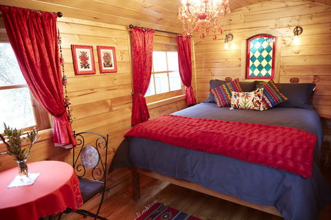 Heimat Chalets - Brisbane Tourism 3