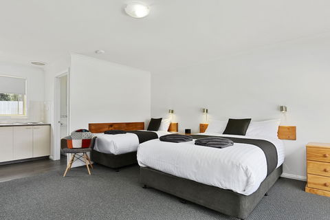 Mason's Cottages - Brisbane Tourism 3