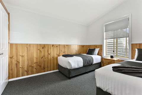 Mason's Cottages - Brisbane Tourism 6