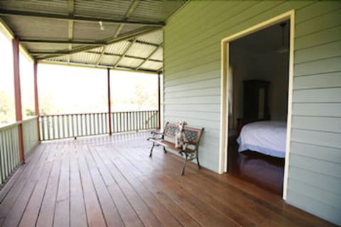 Singletons Retreat - Brisbane Tourism 7