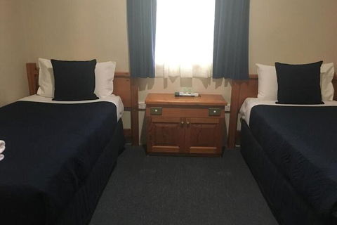 Breakout Motor Inn - Tourism Brisbane 7
