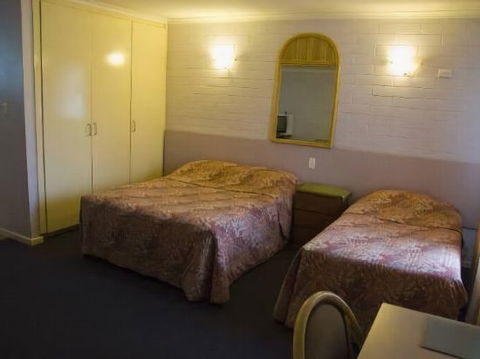 White Gum Motel - Tourism Brisbane 2