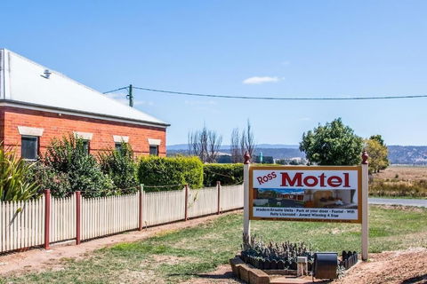 Ross Motel - Brisbane Tourism 6