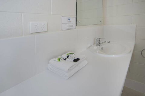 Victor Harbor City Inn - Brisbane Tourism 7