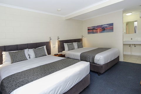 Victor Harbor City Inn - Brisbane Tourism 6