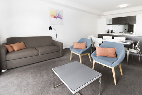 Abode Tuggeranong - Tourism Brisbane 5