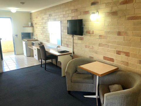 Best Western Ambassador Motor Lodge - Tourism Brisbane 6