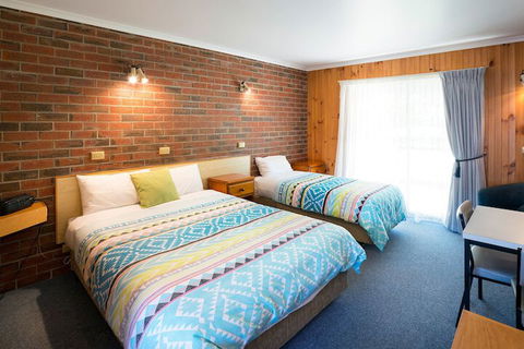 Kookaburra Motor Lodge - Tourism Brisbane 5