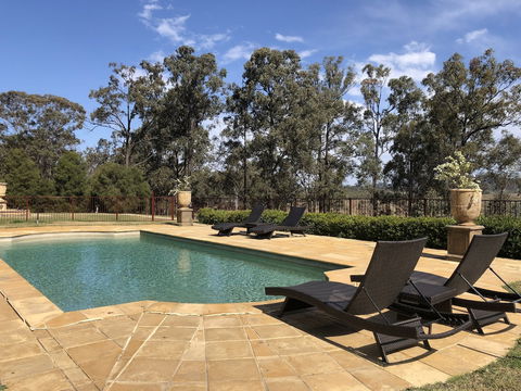 Villa Provence - Brisbane Tourism 5