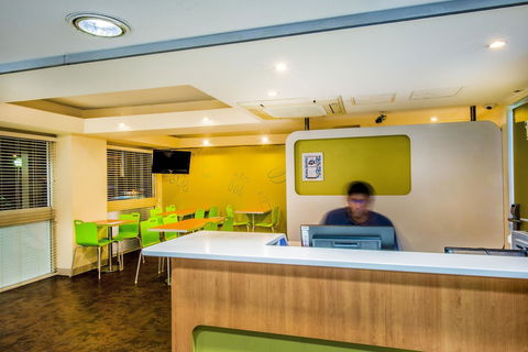Ibis Budget Wentworthville - Brisbane Tourism 1