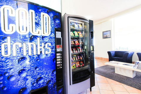 Seacrest Beachfront Holiday Apartments - Tourism Brisbane 5