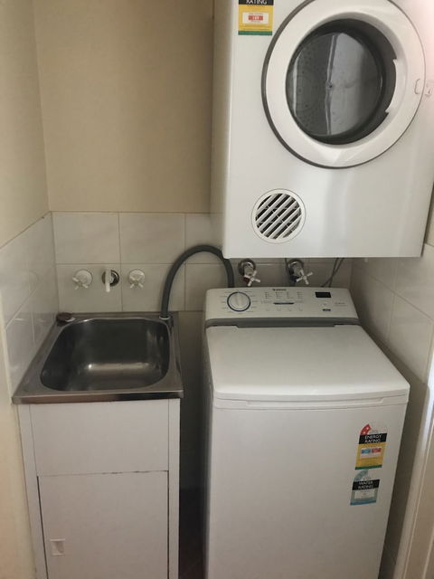 Villa Vaucluse Apartments Of Cairns - Brisbane Tourism 6