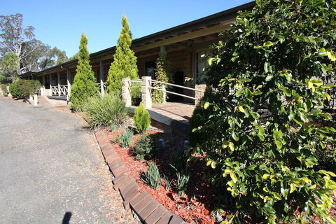 Picton Valley Motel - Brisbane Tourism 5