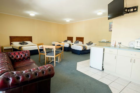 Jacksons Motor Inn - Brisbane 4u 5