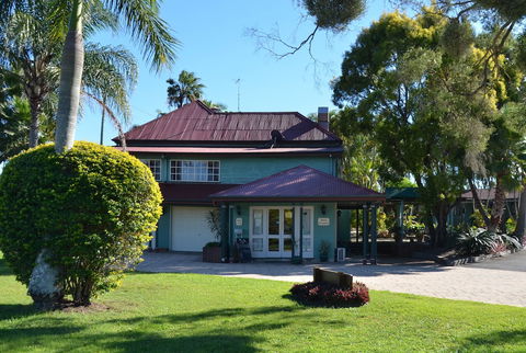 McNevins Loganholme Motel - Tourism Brisbane 2