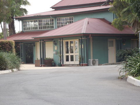 McNevins Loganholme Motel - Tourism Brisbane 0