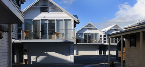 The Victoria - Tourism Brisbane 1