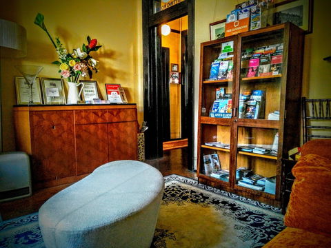 Sydney Harbour Bed & Breakfast - Brisbane Tourism 5