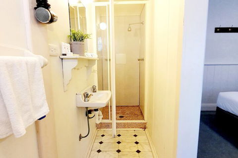 Point Lonsdale Guest House - Tourism Brisbane 6