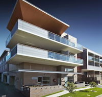 Charlestown Executive Apartments - Brisbane Tourism