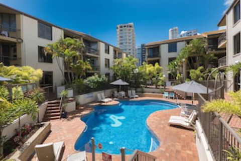 Aussie Resort - Tourism Brisbane 0