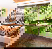 The Epiphyte Bed  Breakfast - Brisbane Tourism