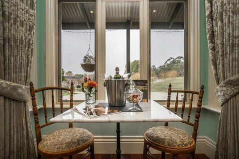 Tallawarra B & B - Brisbane Tourism 3