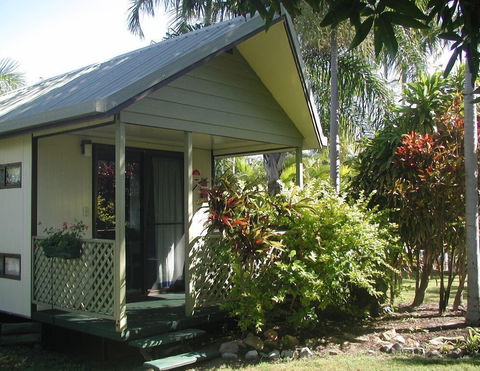Palm View Holiday Apartments - Tourism Brisbane 0