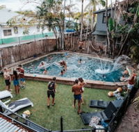 Calypso Inn Backpackers Resort Hostel - Brisbane Tourism