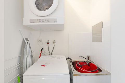 Wyndel Apartments - Bertram - Brisbane Tourism 5