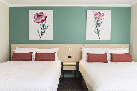 Nightcap At Balaclava Hotel - Brisbane Tourism 5