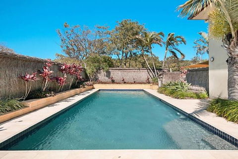 Casuarina 1 - Tourism Brisbane 2