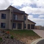 Relax On Par - Tourism Brisbane 0