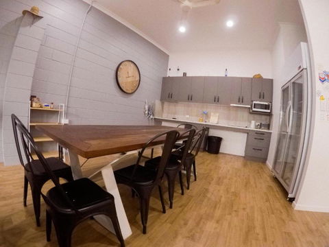 Bunk Inn Hostel - Tourism Brisbane 3