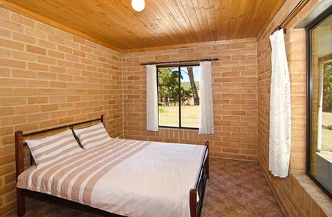 Turner Brook Chalet - Brisbane Tourism 6
