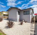 Bircoo Cottage Beach  Golf Getaway - Brisbane Tourism