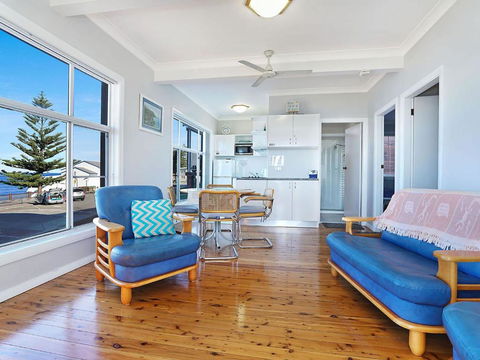 Beachcomer Unit 1 The Entrance NSW - Tourism Brisbane 6