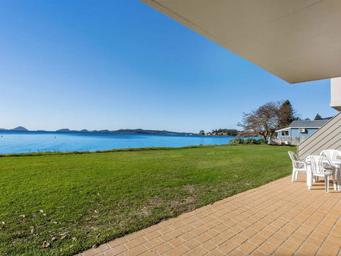 Soldiers Point Road Harbourside Unit 02 07 - Tourism Brisbane 6