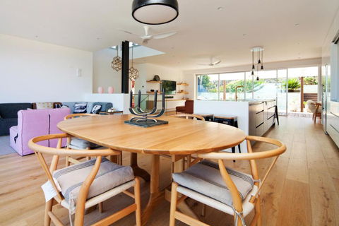 Spectacular Bilgola Beachhouse - Tourism Brisbane 2