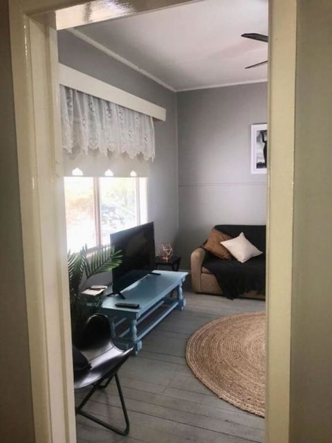 Cosy Country Cottage With AirCon - Brisbane Tourism 2