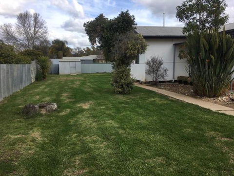Cosy Country Cottage With AirCon - Brisbane Tourism 6
