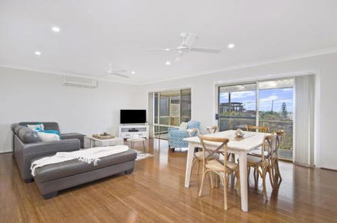SEAVIEW DREAM Bonny Hills - Tourism Brisbane 6