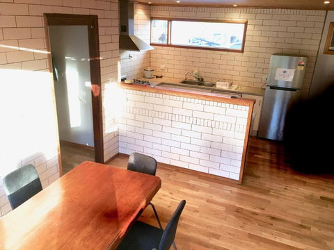 Romantic Getaway With Spa & Wifi Pet Friendly - Brisbane Tourism 1