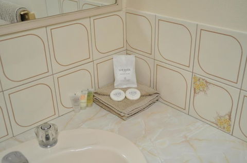 Yambil Inn - Tourism Brisbane 3